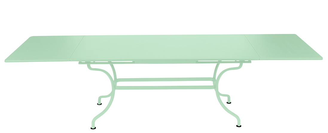 Fermob Romane Ausziehtisch in Mintgrün, aus Metall, für den Garten und die Terrasse.