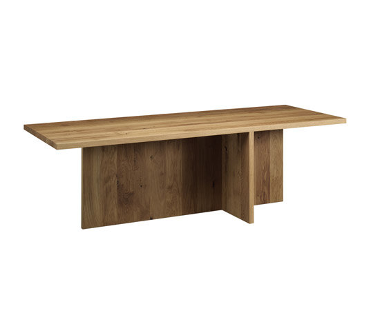 TA18 Zehn Esstisch aus Eiche von e15: Moderner Holztisch für Esszimmer und Wohnbereich.