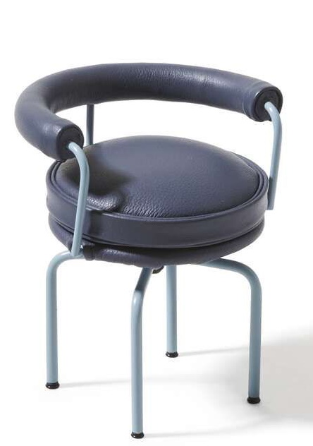 Blauer Le Miniature 7 Fauteuil Tournant Drehsessel Miniatur von Cassina. Design Drehstuhl mit Leder.