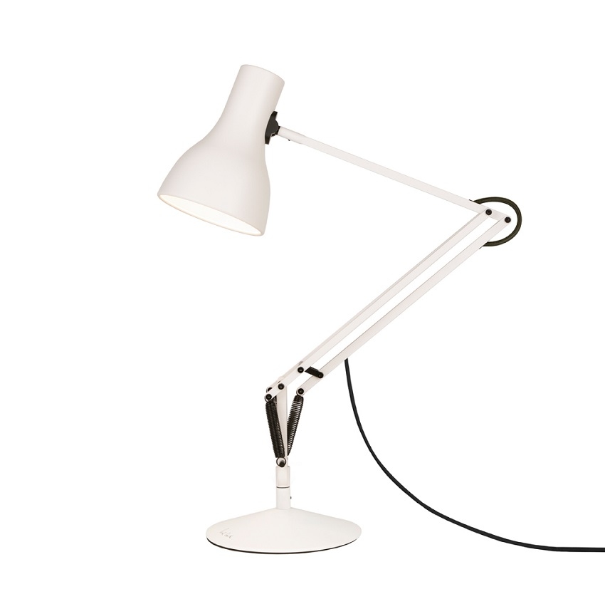 Weiße Type 75 Schreibtischleuchte von Anglepoise, flexible Arbeitsleuchte mit Federmechanismus und rundem Fuß.