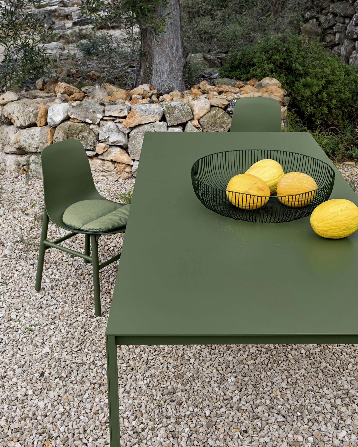 Thin-K Outdoor Fix Table Tisch Kristalia