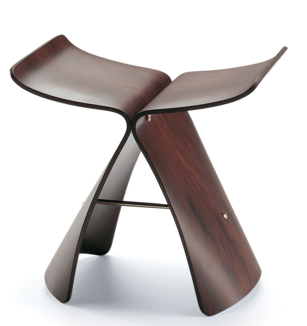 Brauner Butterfly Stool Hocker von Vitra, Designklassiker aus Holz, Miniatur-Ausführung.