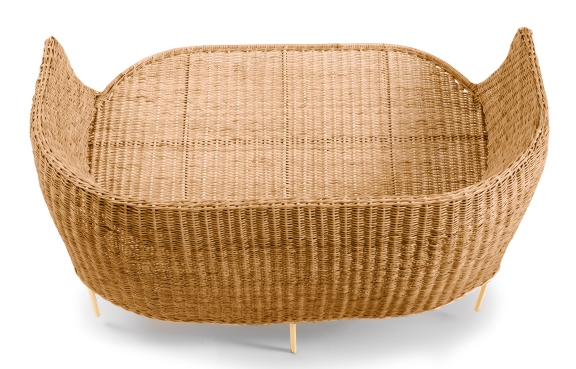 Gelbe Caribe Natural 2-Sitzer Bank aus Rattan für den Garten oder die Terrasse.