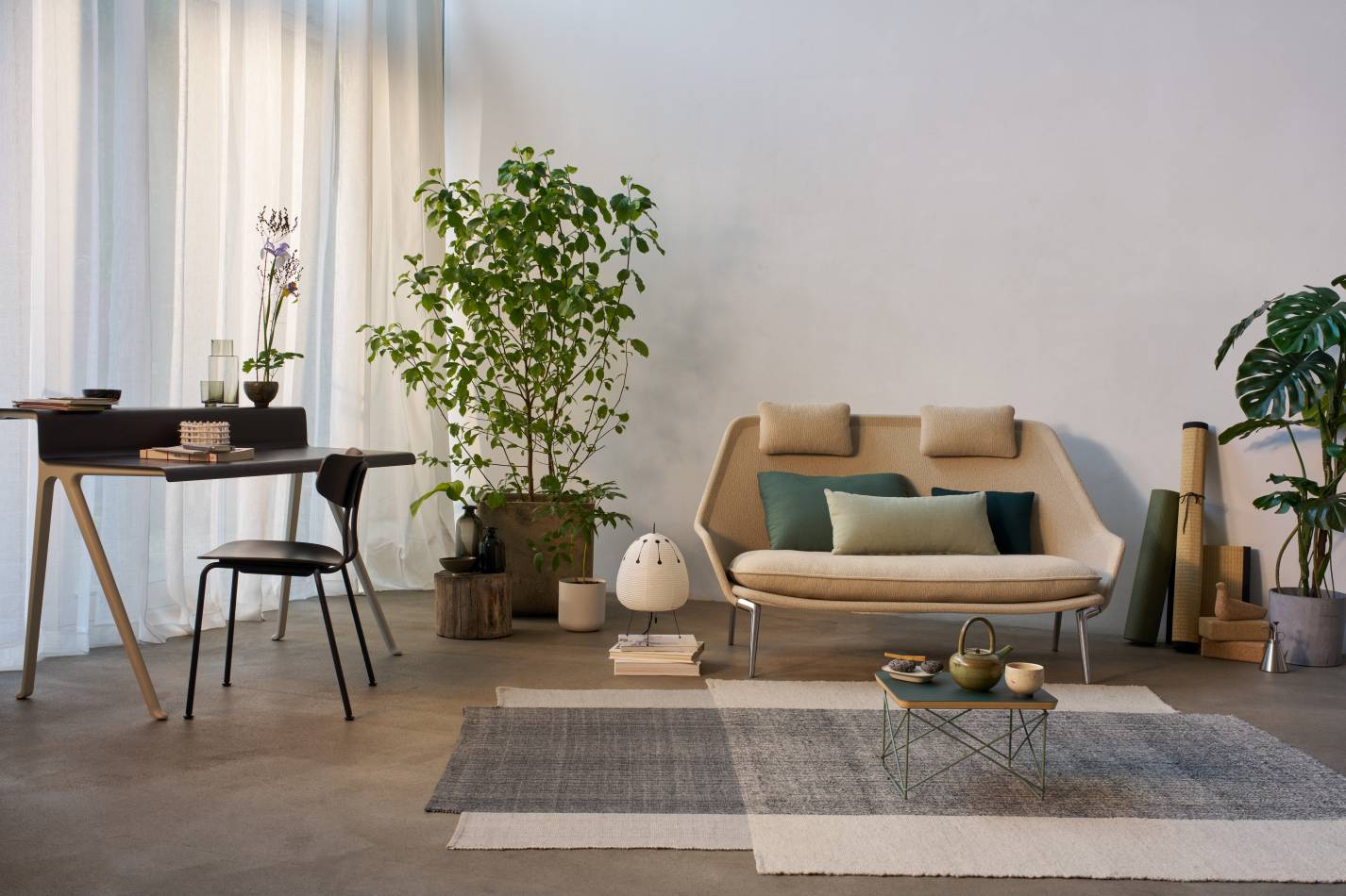 Occasional Table LTR Beistelltisch Linoleum Jade Vitra