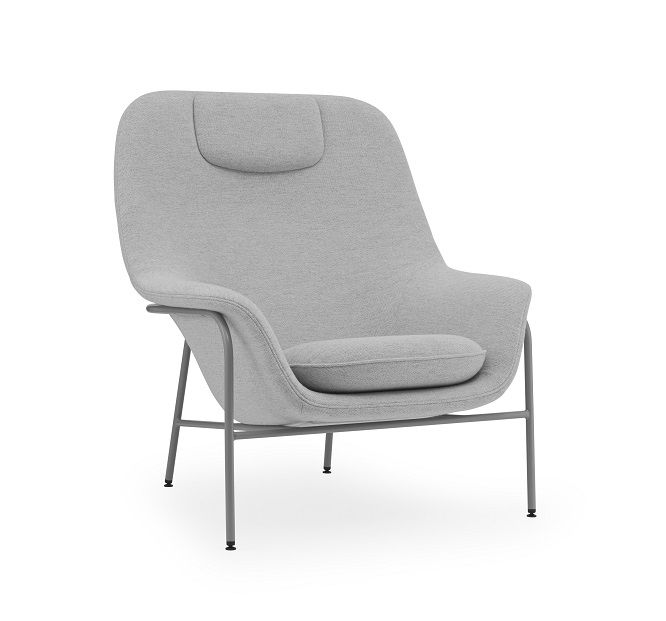 Grauer Drape Lounge-Sessel Hoch mit Kopfstütze von Normann Copenhagen, Stoffbezug und Metallgestell.