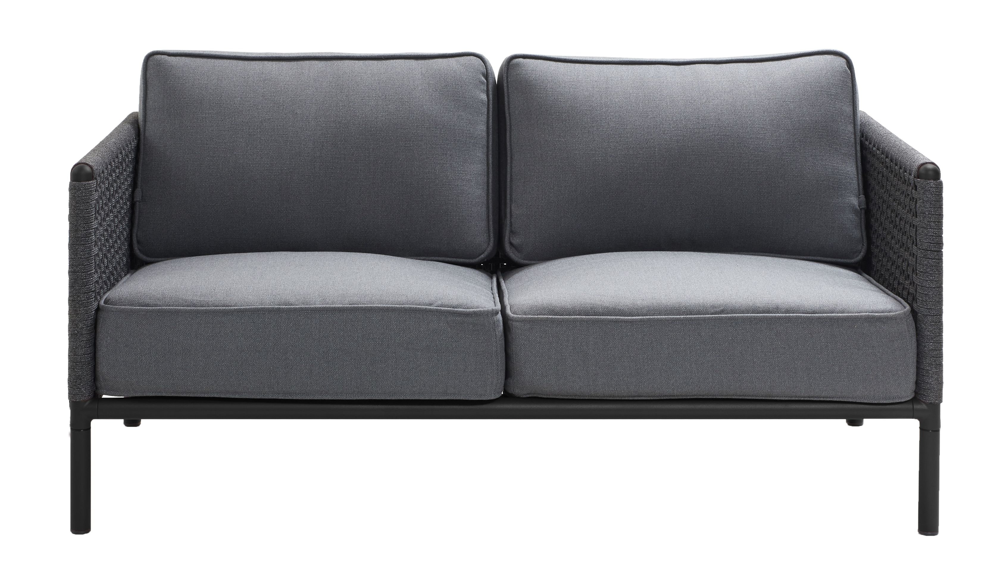 Graues Encore 2-Sitzer Sofa mit AirTouch Kissen von Cane Line für den Garten oder die Terrasse.