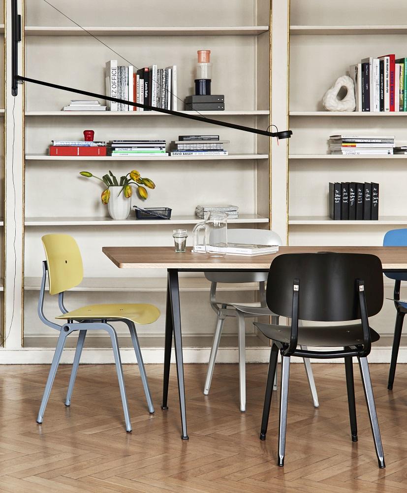 Pyramid Table 02 Esstisch Hay Eiche geräuchert schwarz B 190 x T 85