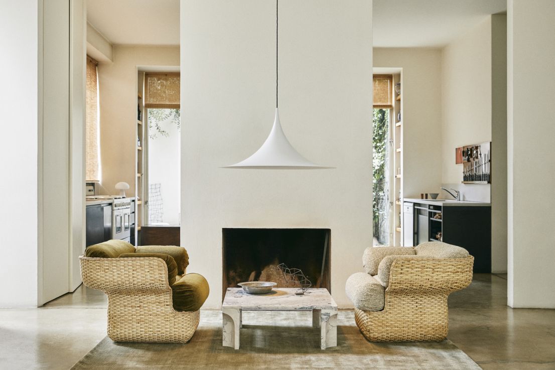 Doric Couchtisch Quadratisch Gubi