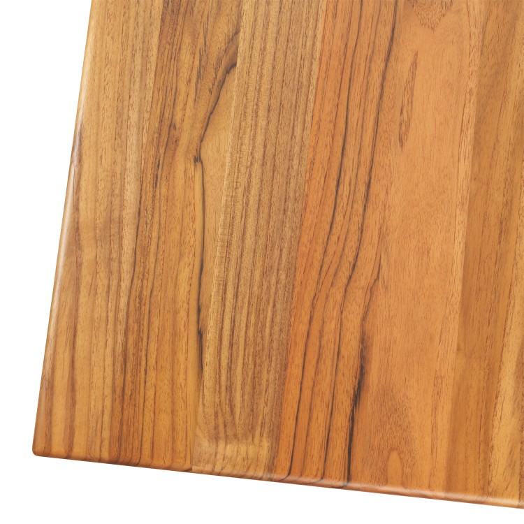 Detailaufnahme der Teakholz-Tischplatte des CH327 Esstisches von Carl Hansen & Søn.