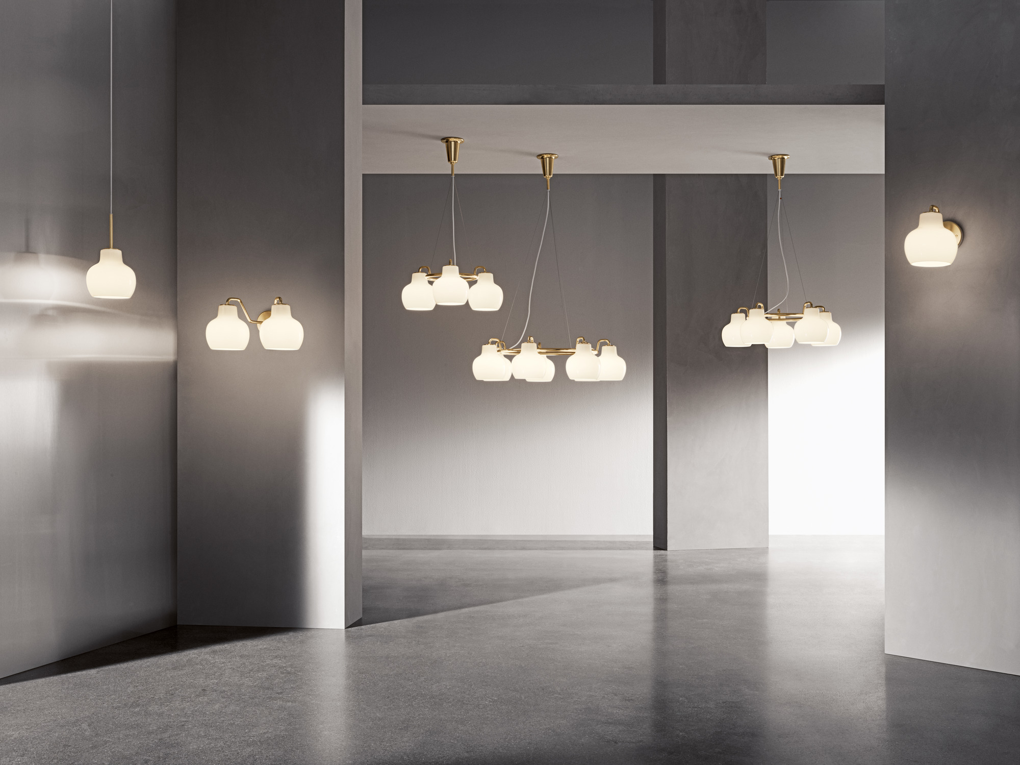 VL Ring Crown Pendelleuchten von Louis Poulsen in verschiedenen Ausführungen in modernem Raum.