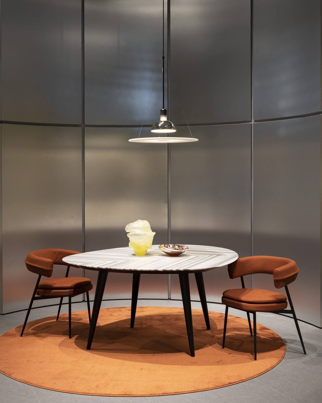 2318 Tweed Marble Esstisch B 160 cm Zanotta