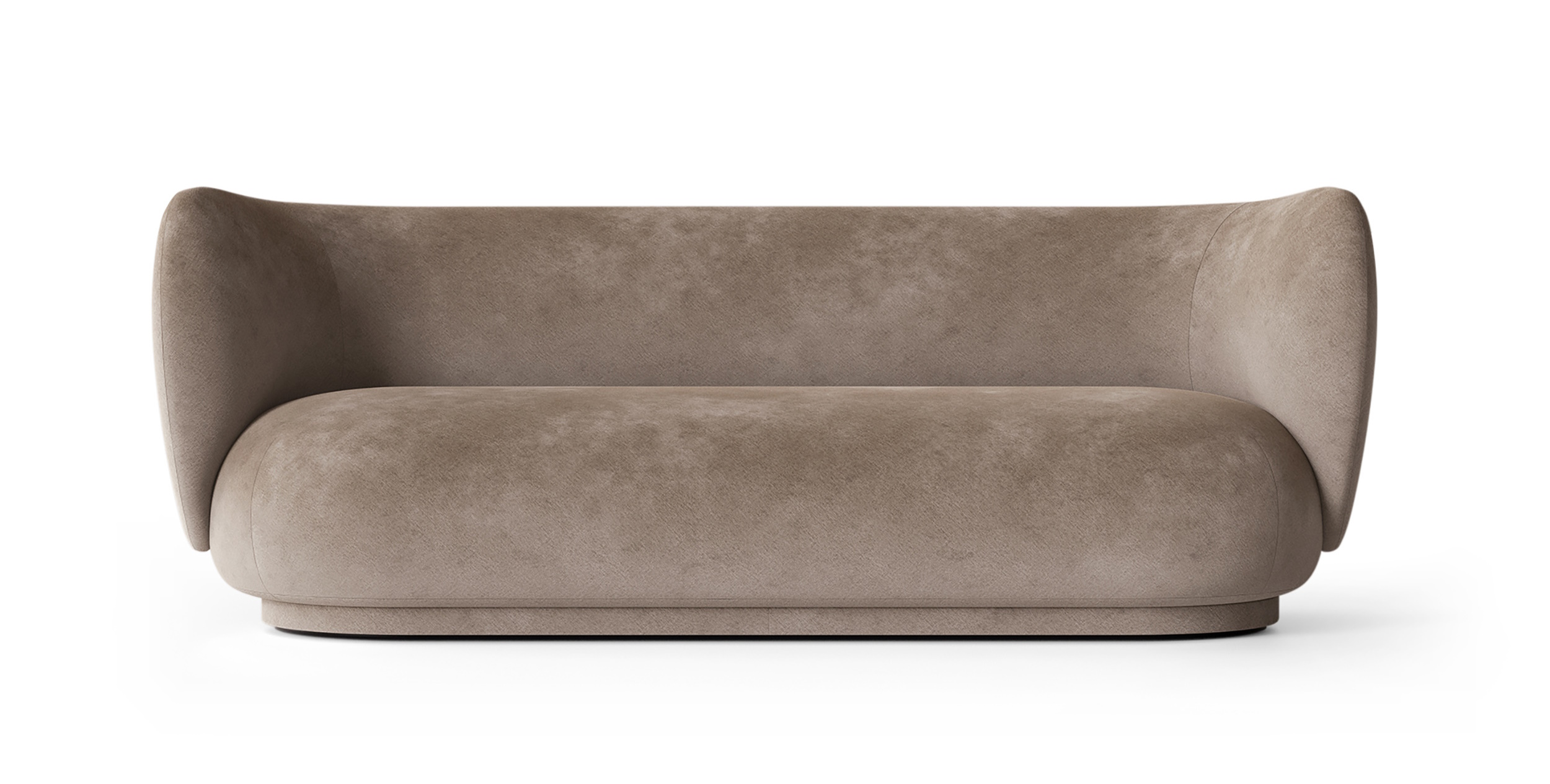 Beige Rico Sofa von Ferm Living mit weichem Samtbezug, 3-Sitzer, Frontansicht.