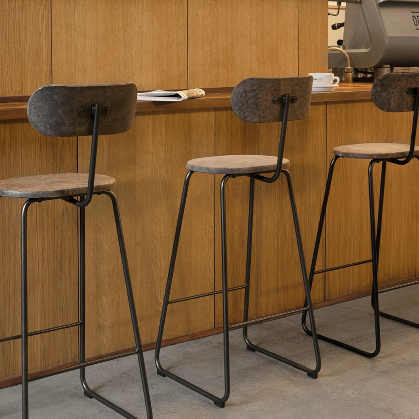 Earth Stool Barhocker mit Rückenlehne Mater 