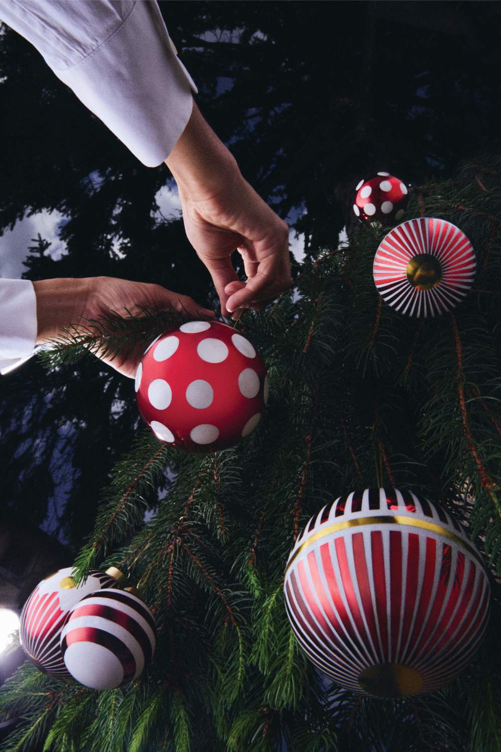 NZ04 1 Delight Weihnachtsbaumkugel Alessi 