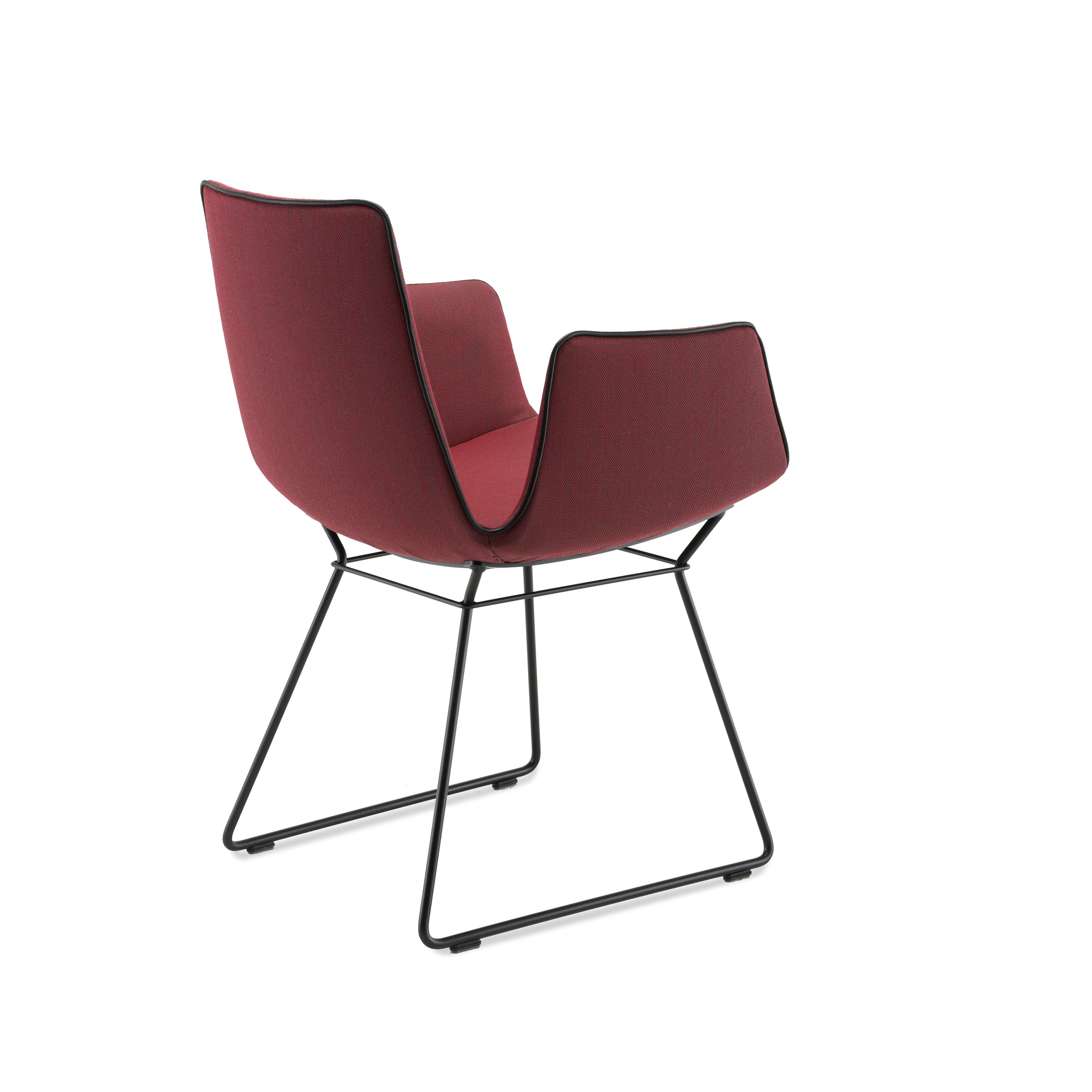 Amelie Armlehnstuhl hohe Armlehnen Freifrau Manufaktur