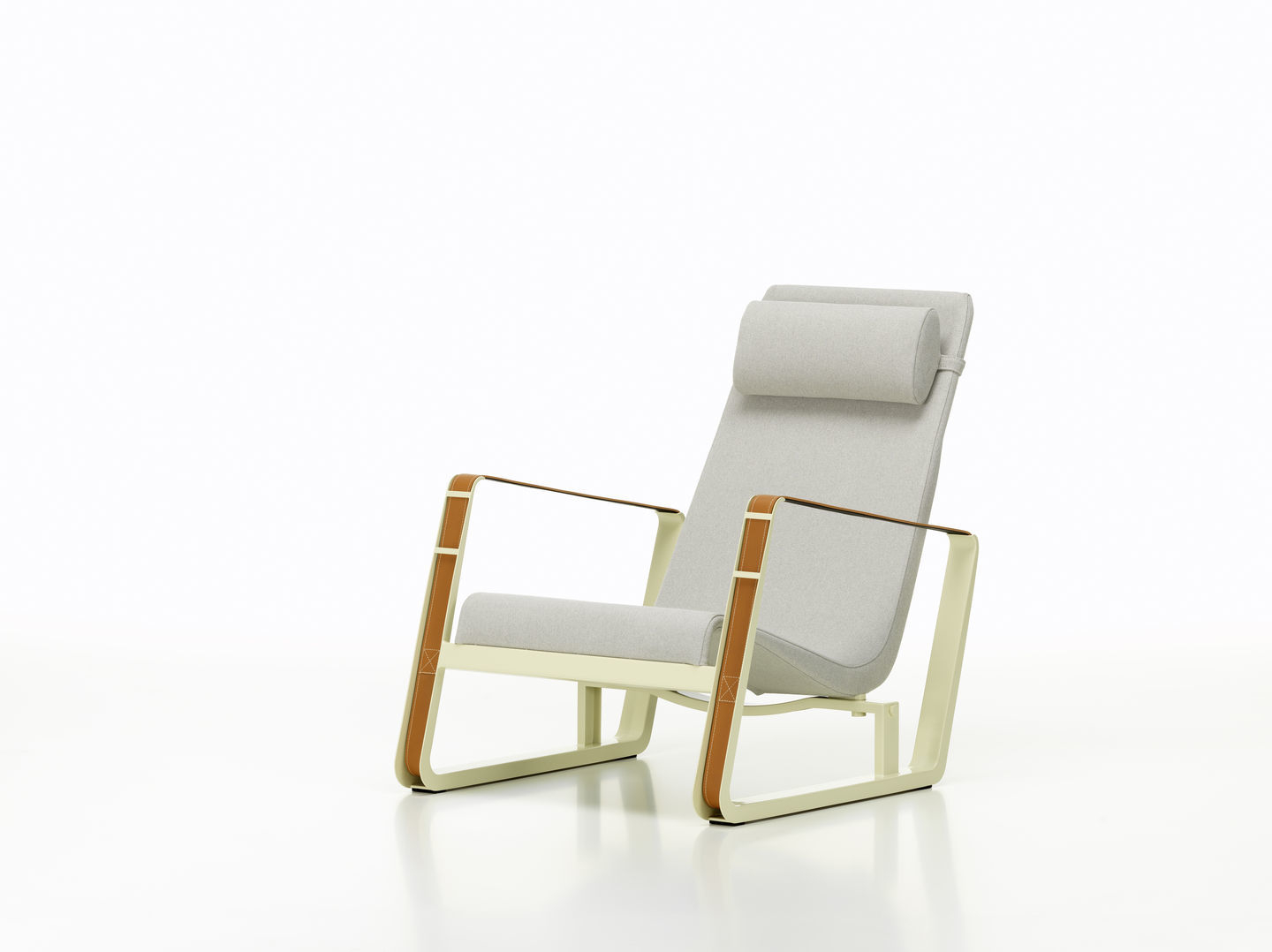 Vitra Cité Sessel: Moderner Loungesessel mit Armlehnen und Kopfstütze in hellem Grau.