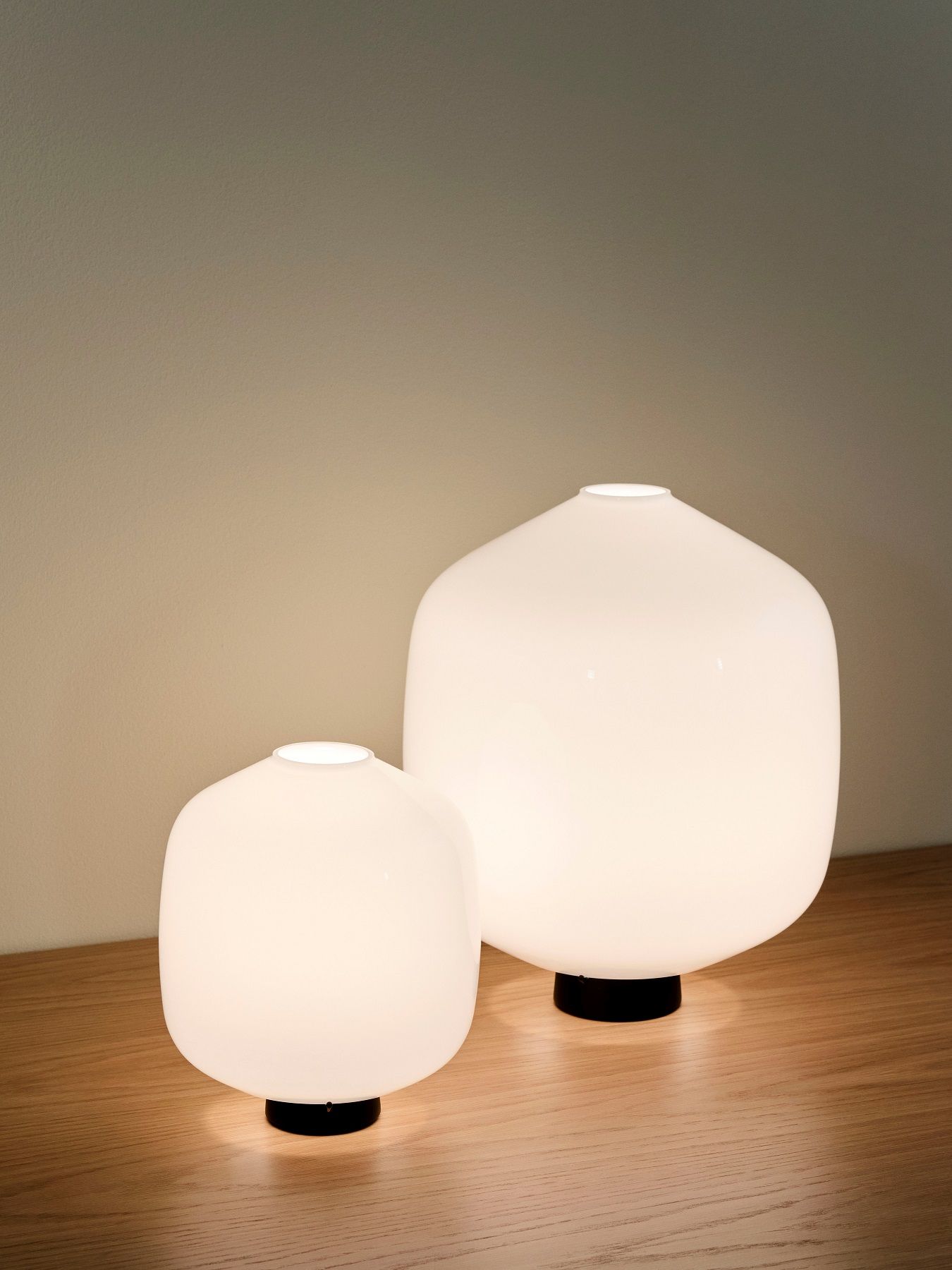 Aspekt Buoy Glass Table Lamp Tischleuchte Hay