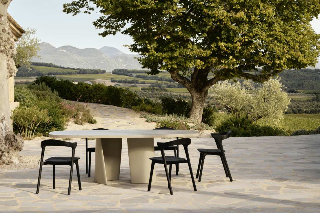 Canyon Outdoor Esstisch Beton Ethnicraft