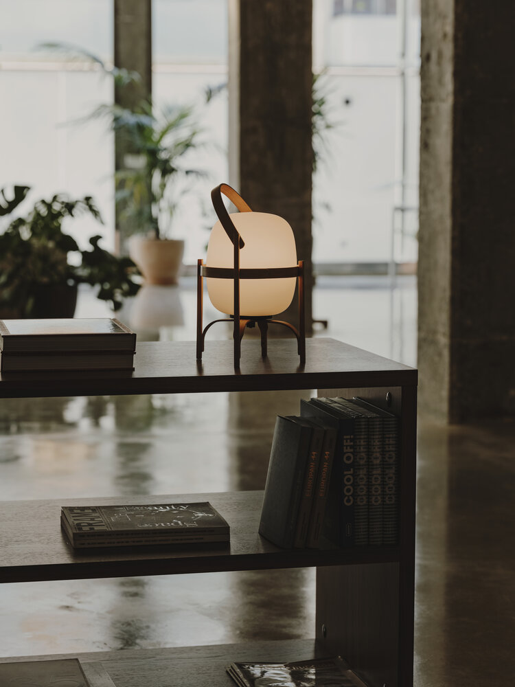 Cestita Batería Tischlampe/ Akkuleuchte Santa & Cole