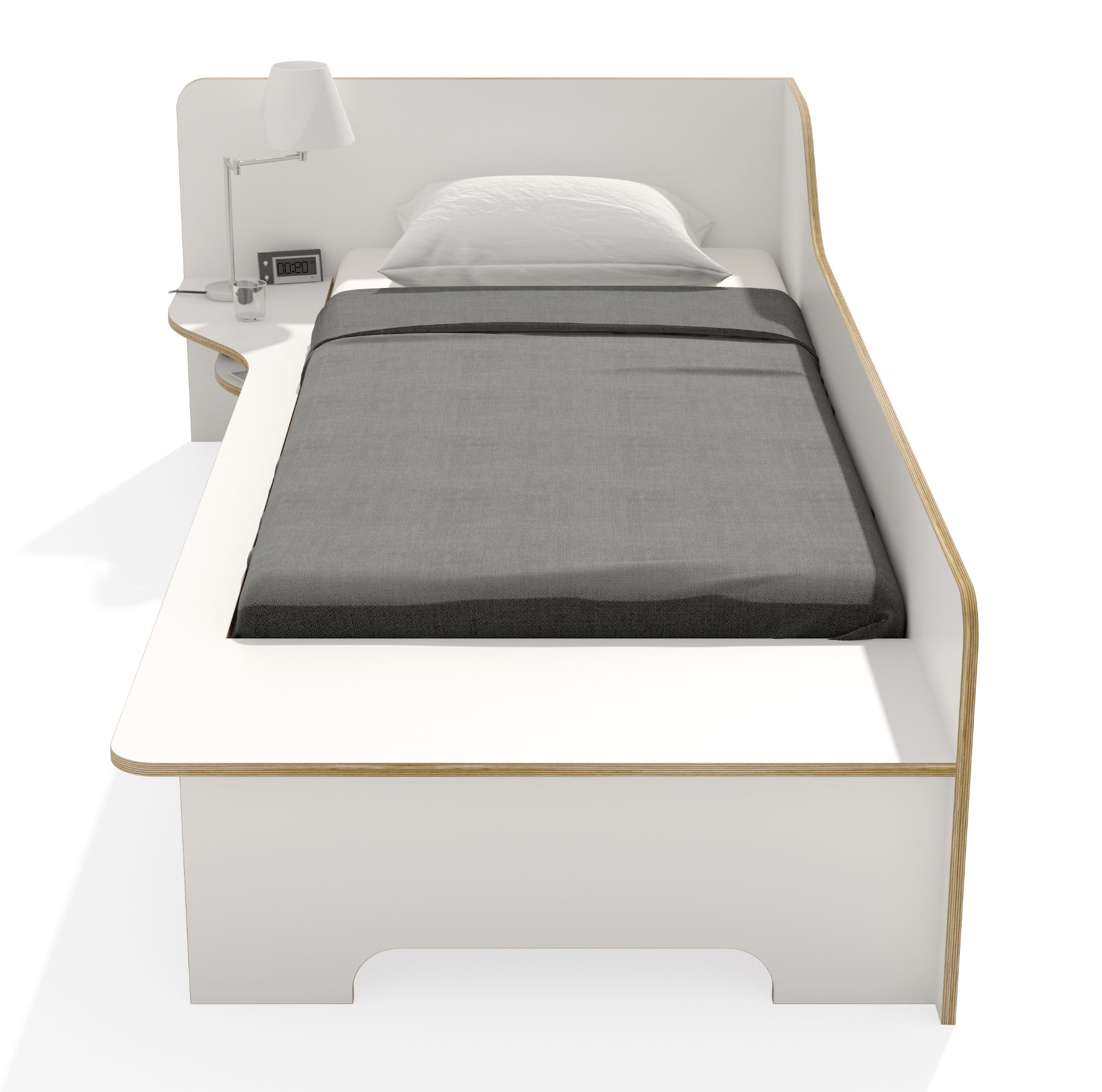 Weißes Einzelbett von Müller Möbelwerkstätten mit Nachttisch, Lampe und grauem Tagesdecke.