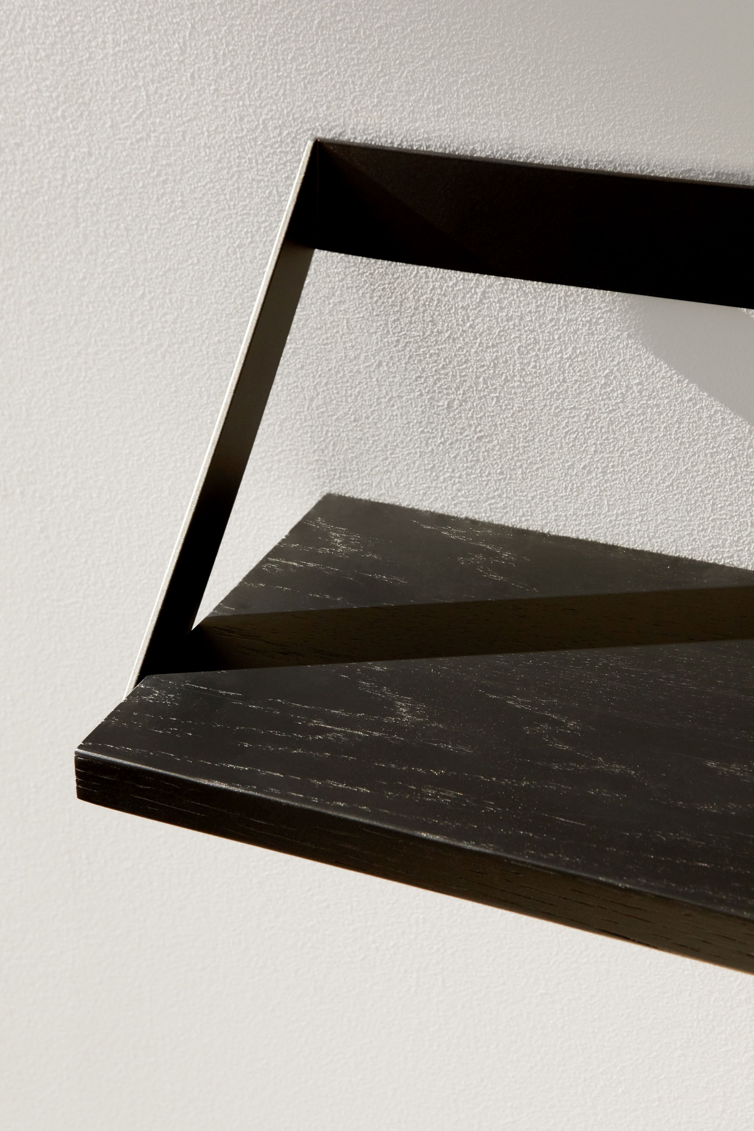 Ribbon Regal Eiche schwarz Ethnicraft