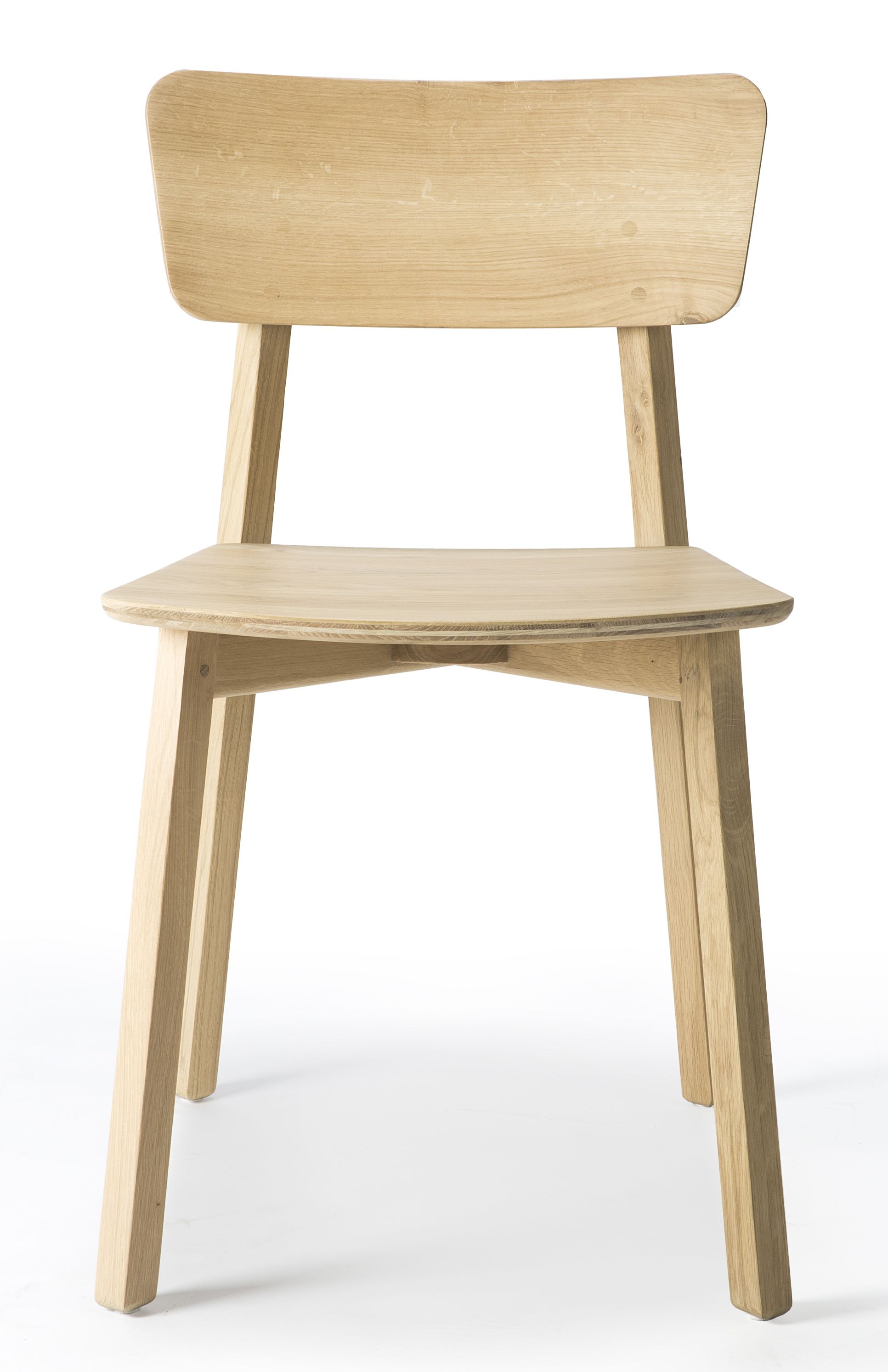 Casale Stuhl aus Eiche ohne Armlehne von Ethnicraft, lackiert, minimalistisches Design.