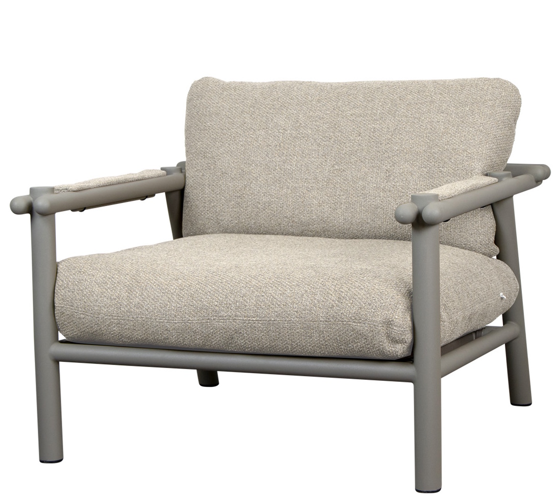 Sticks Lounge Chair Sessel Outdoor Cane-Line Gestell taupe / Kissen Desert sand
