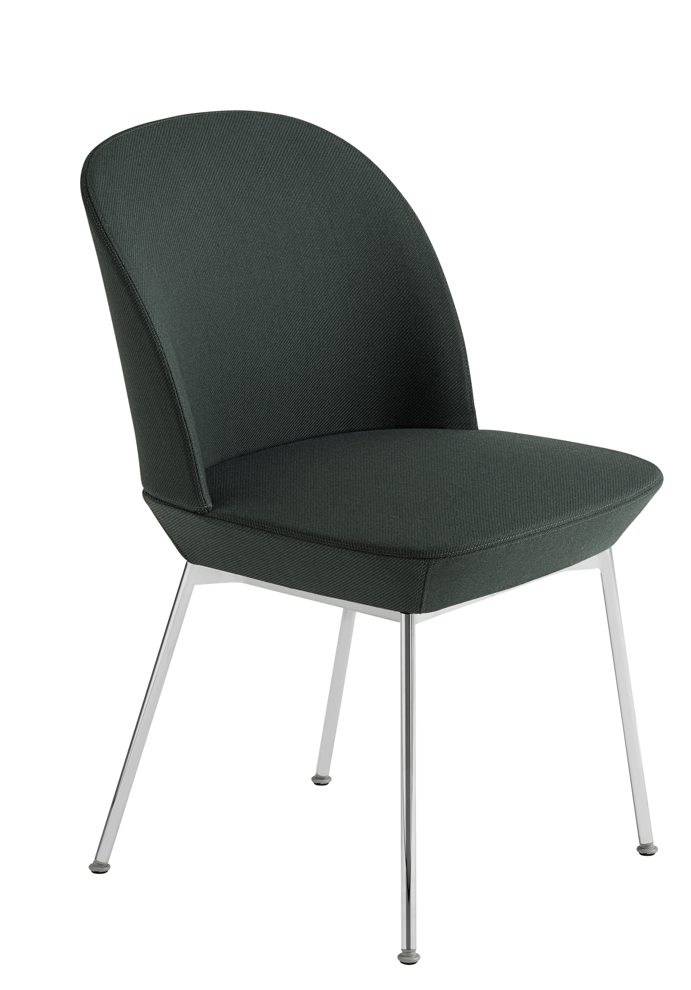 Oslo Side Chair von Muuto: Moderner Stuhl mit dunkelgrünem Stoffbezug und verchromten Beinen.