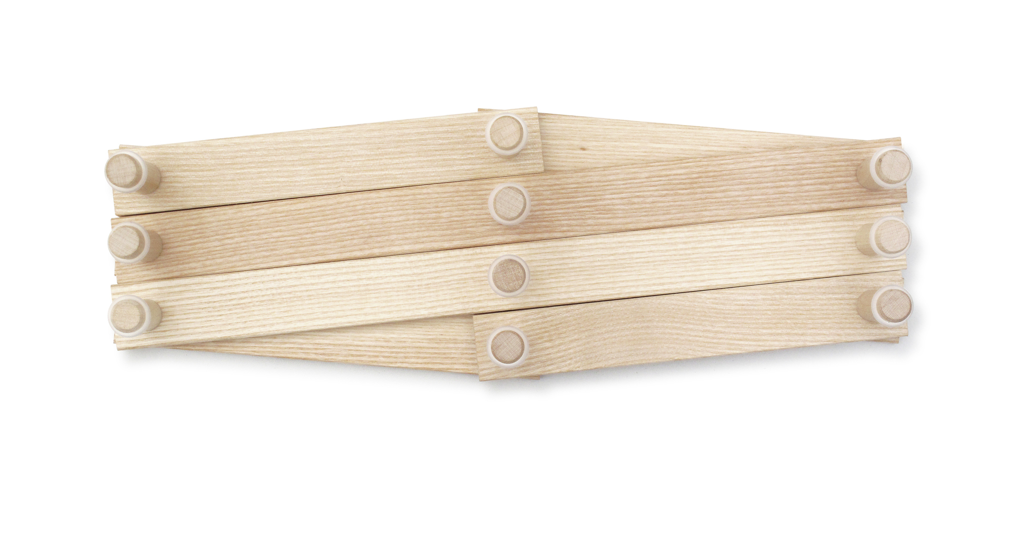 Wandgarderobe Lia aus hellem Holz, ausziehbar, mit runden Haken, modernes Design für Flur und Garderobe.