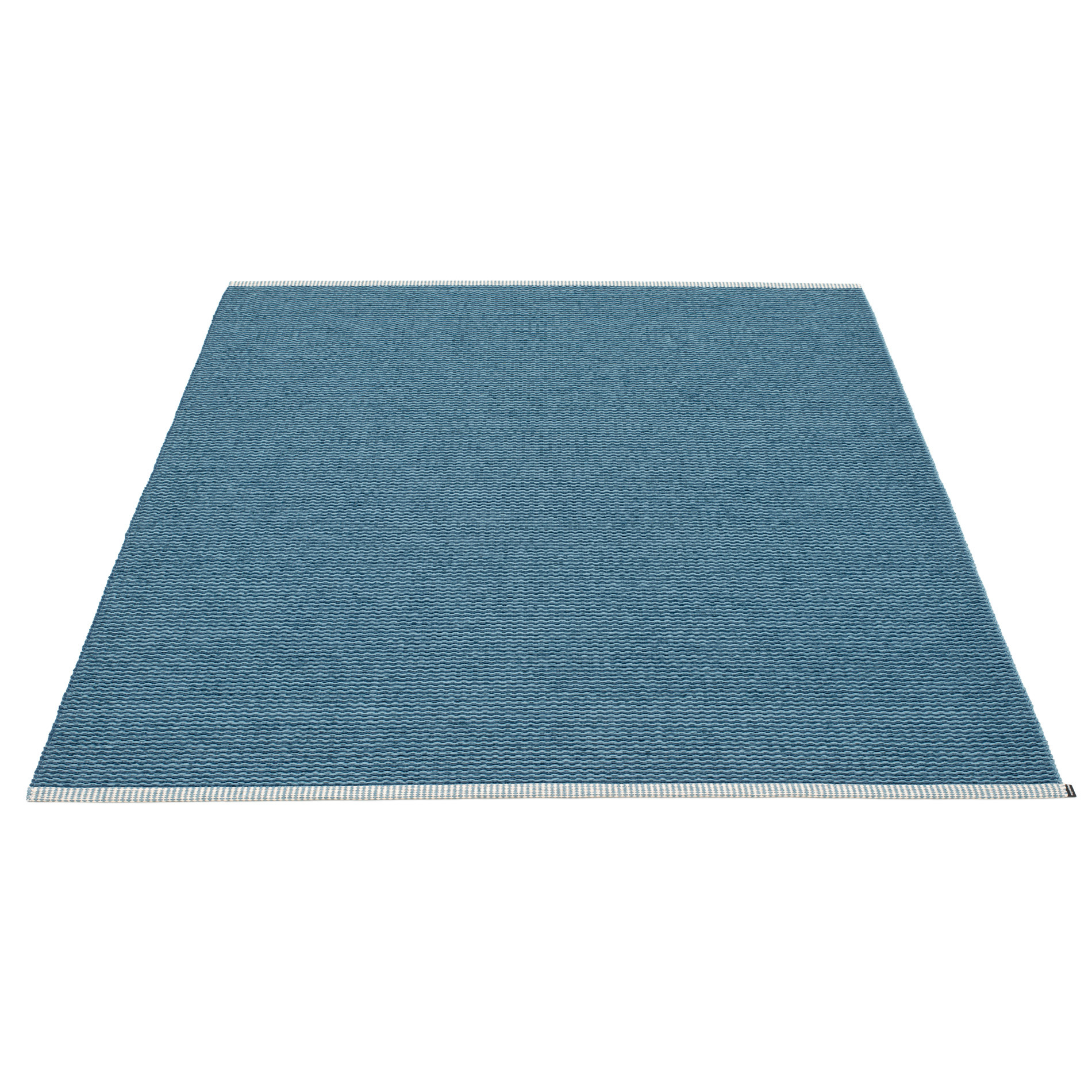 Blauer Pappelina Kunststoffteppich, Modell Mono, Größe 180x220 cm, gewebter Teppich für Innen und Außen.