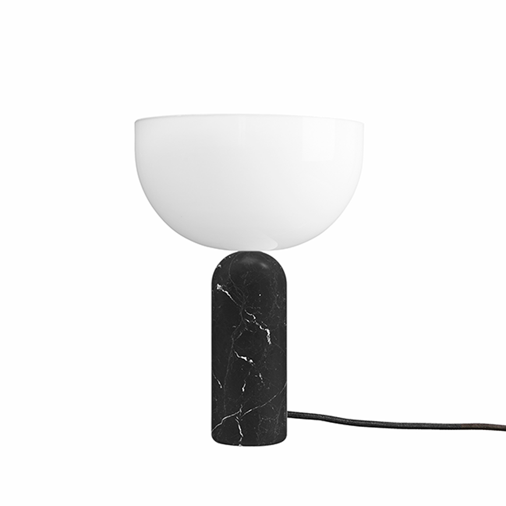Kizu Tischleuchte klein aus schwarzem Marmor mit weißem Lampenschirm. Design Lampe.