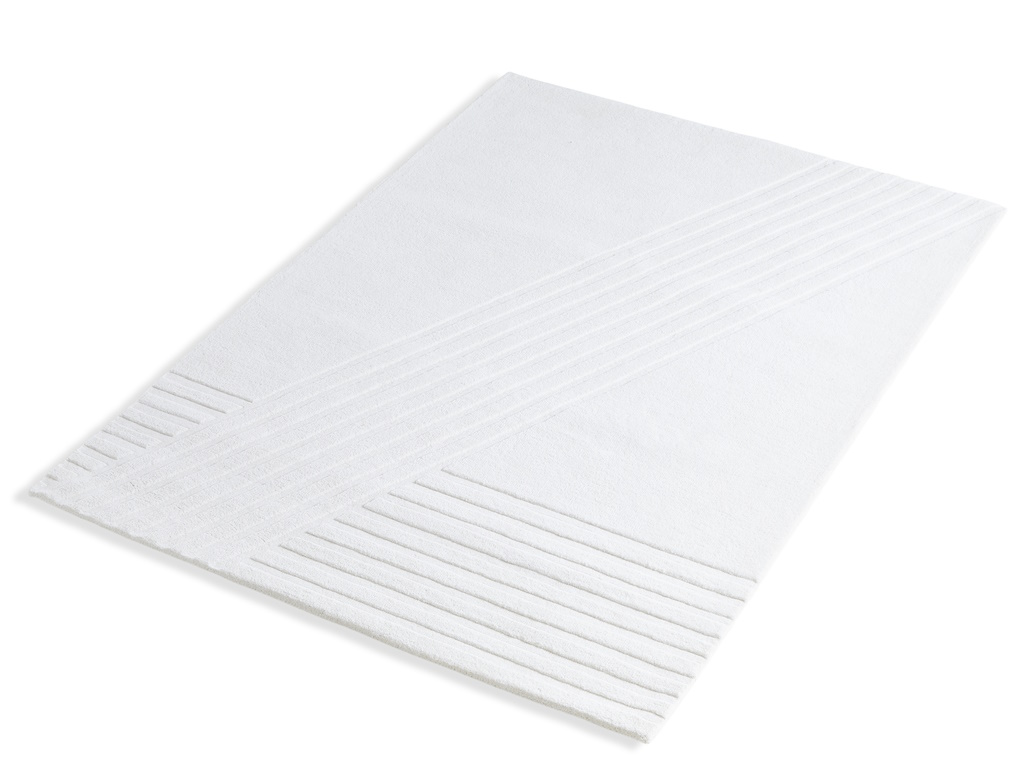 Weißer Kyoto Teppich von Woud, 170x240 cm, mit dezentem, geometrischem Linienmuster. Moderner Teppich für Wohnräume.