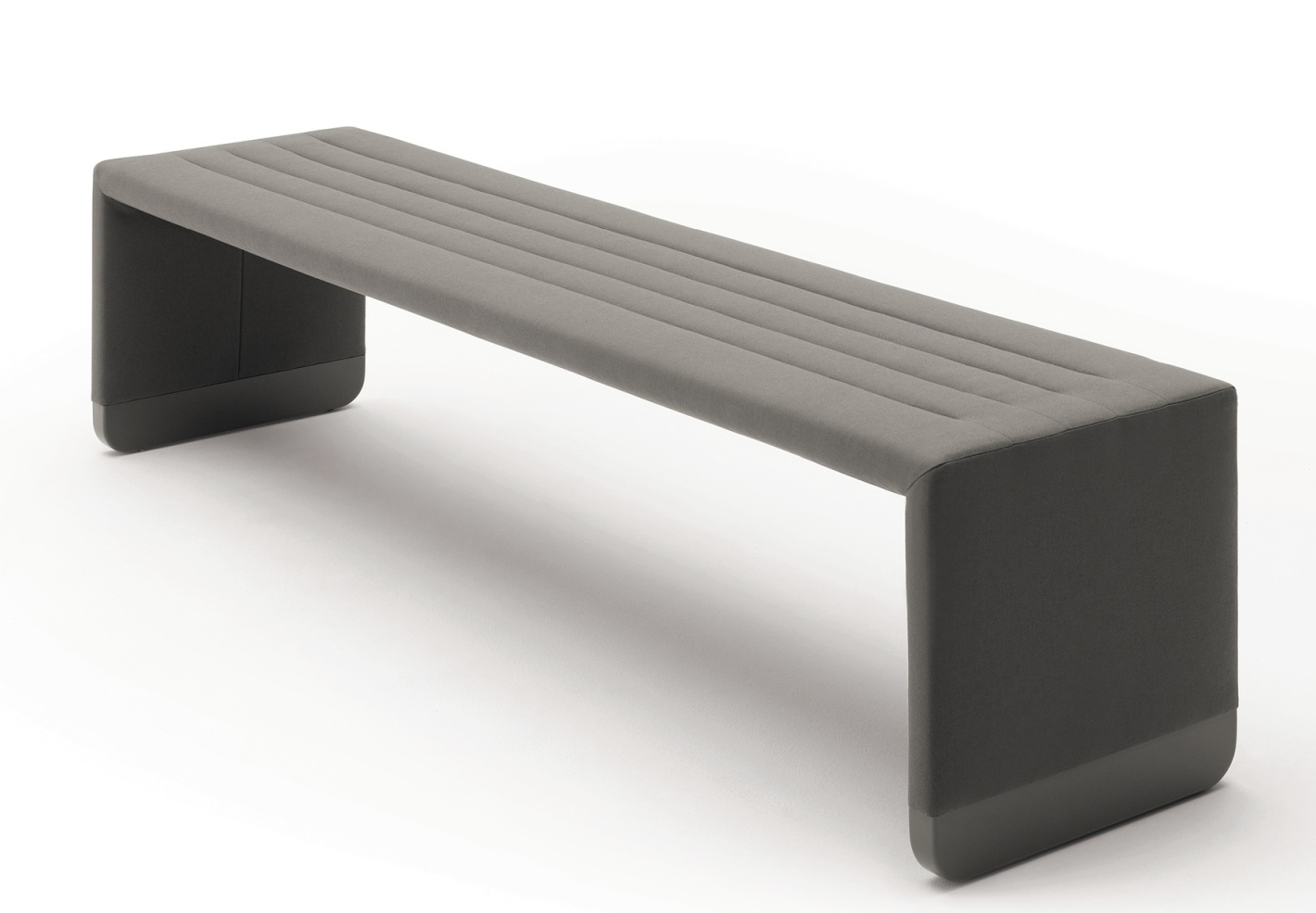 Graue Cor Polsterbank Bridge mit geradlinigem Design für modernes Wohnen. Sitzbank gepolstert.
