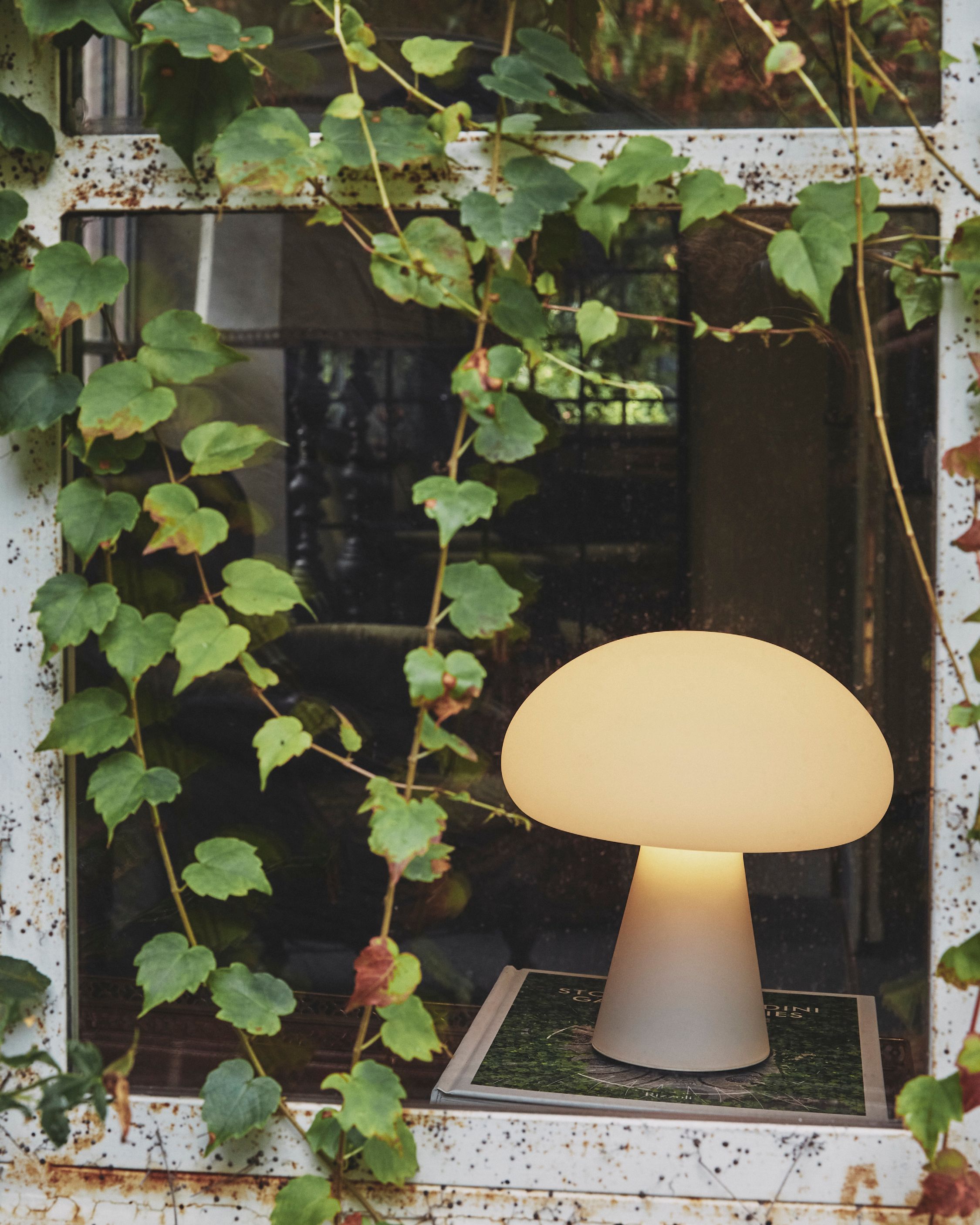 Obello Akkutischleuchte  Gubi EINZELSTÜCK