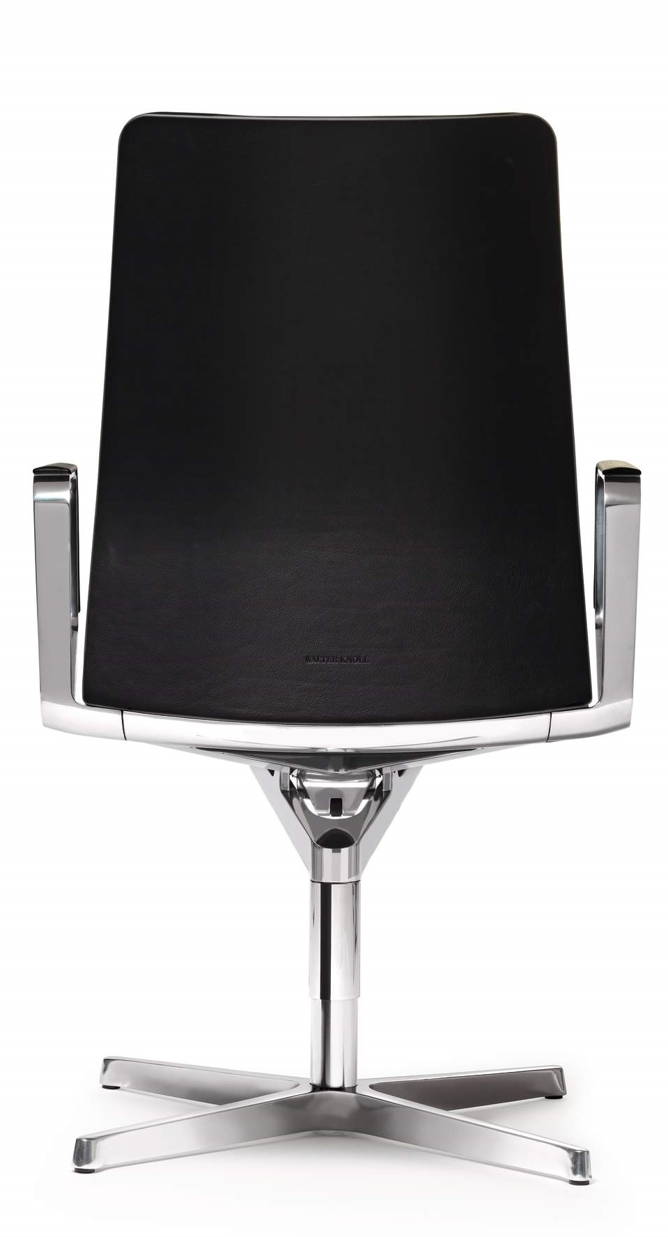 Rückansicht: Schwarzer Leadchair Executive Drehstuhl von Walter Knoll mit Chromgestell.