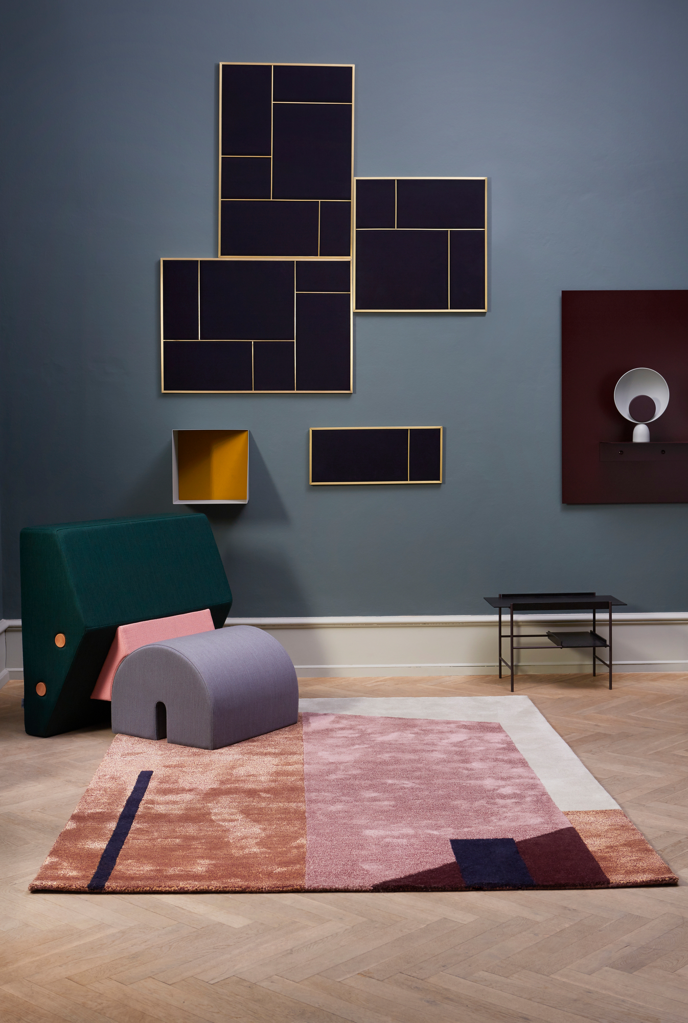 Arqui Teppich 2 240x170 Please wait to be Seated