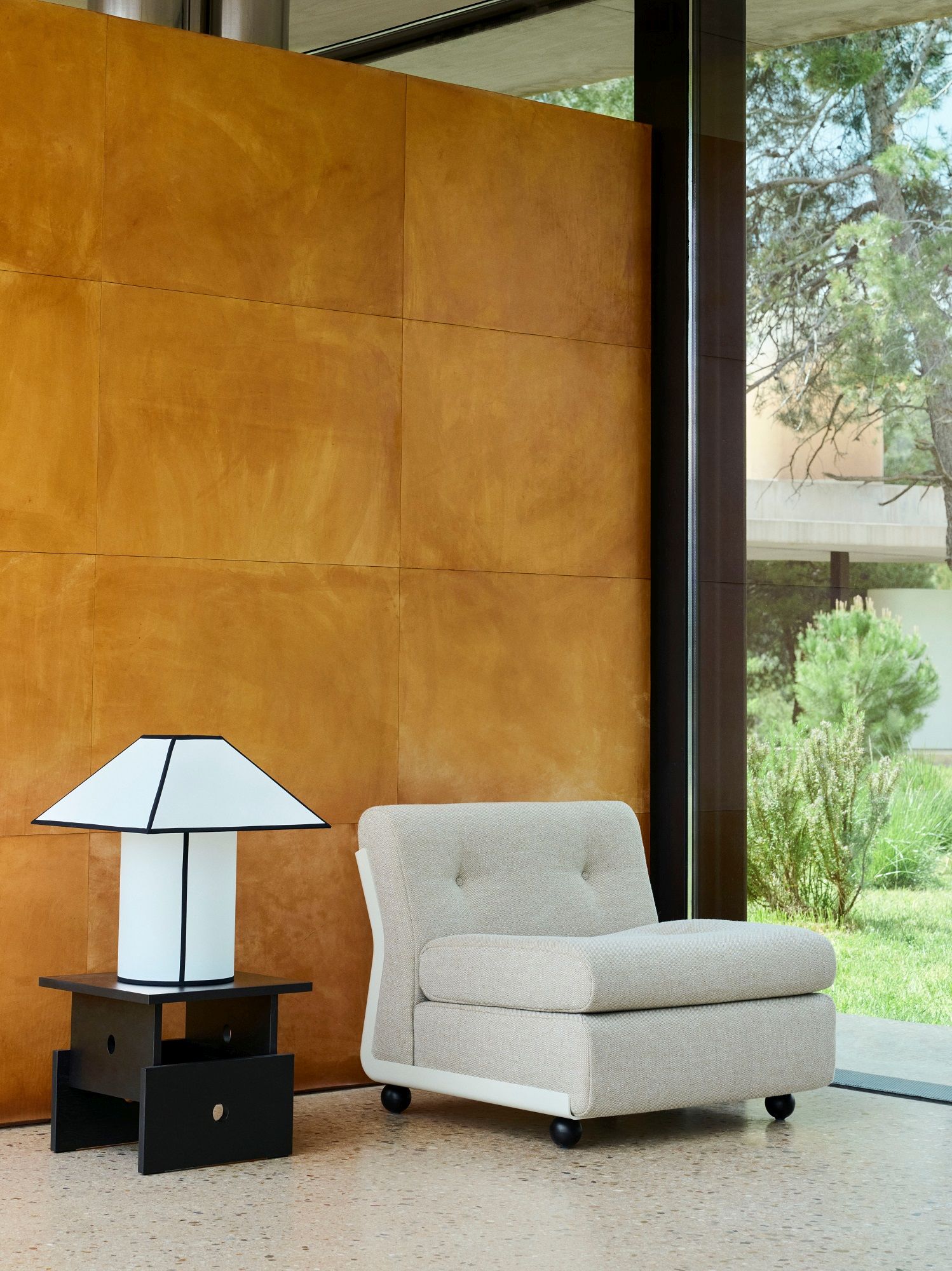 Ava Pyramid Table Lamp Tischleuchte Hay