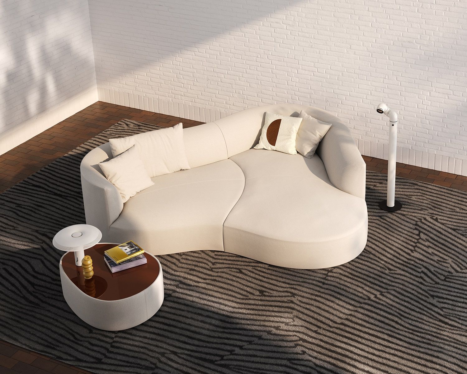 Beiger Siwa Couchtisch mit brauner Tischplatte, Büchern und Dekoration auf einem gemusterten Teppich.