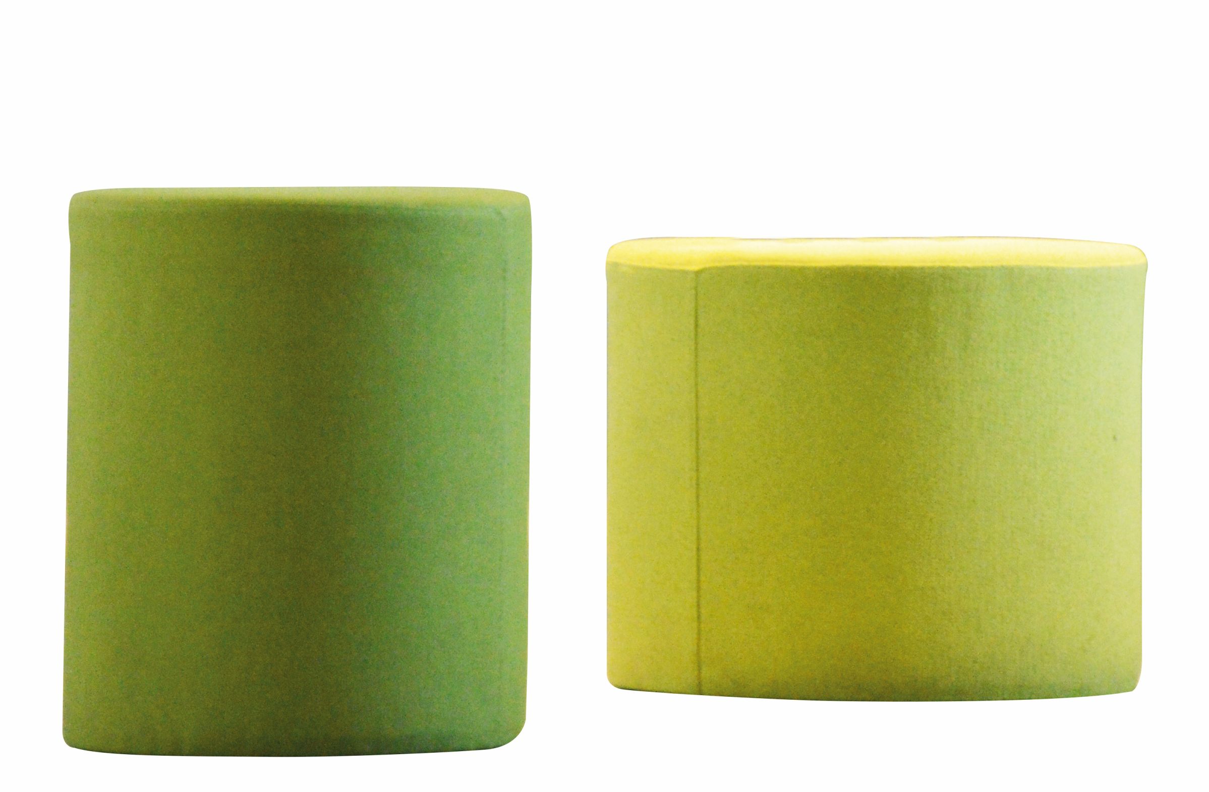 Zwei grüne Rondo Poufs von Jan Kurtz, Sitzhocker für Wohnzimmer und Kinderzimmer.