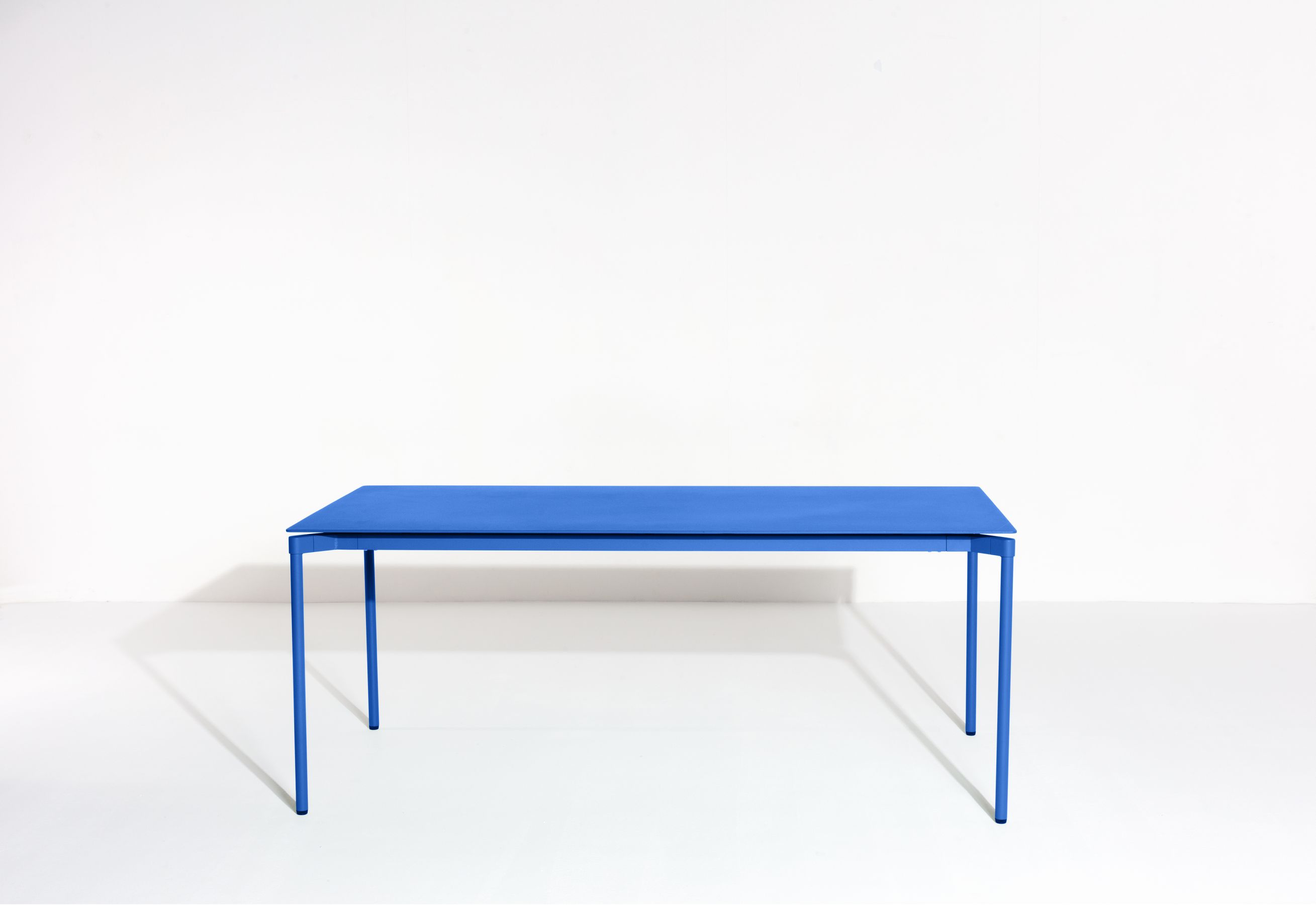 Fromme Dining Table Rectangular Esstisch Rechteckig Petite Friture Blau