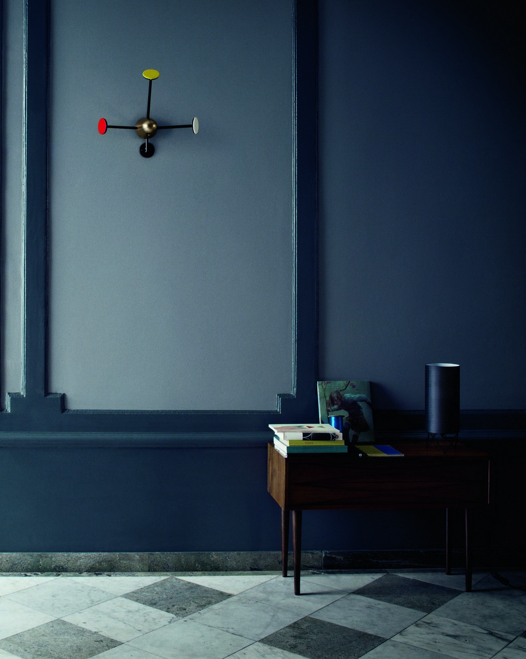 Matégot Garderobe Ocker Gubi