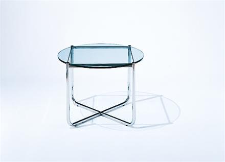 MR Couchtisch von Knoll International: Runder Beistelltisch mit Glasplatte und verchromtem Stahlgestell.