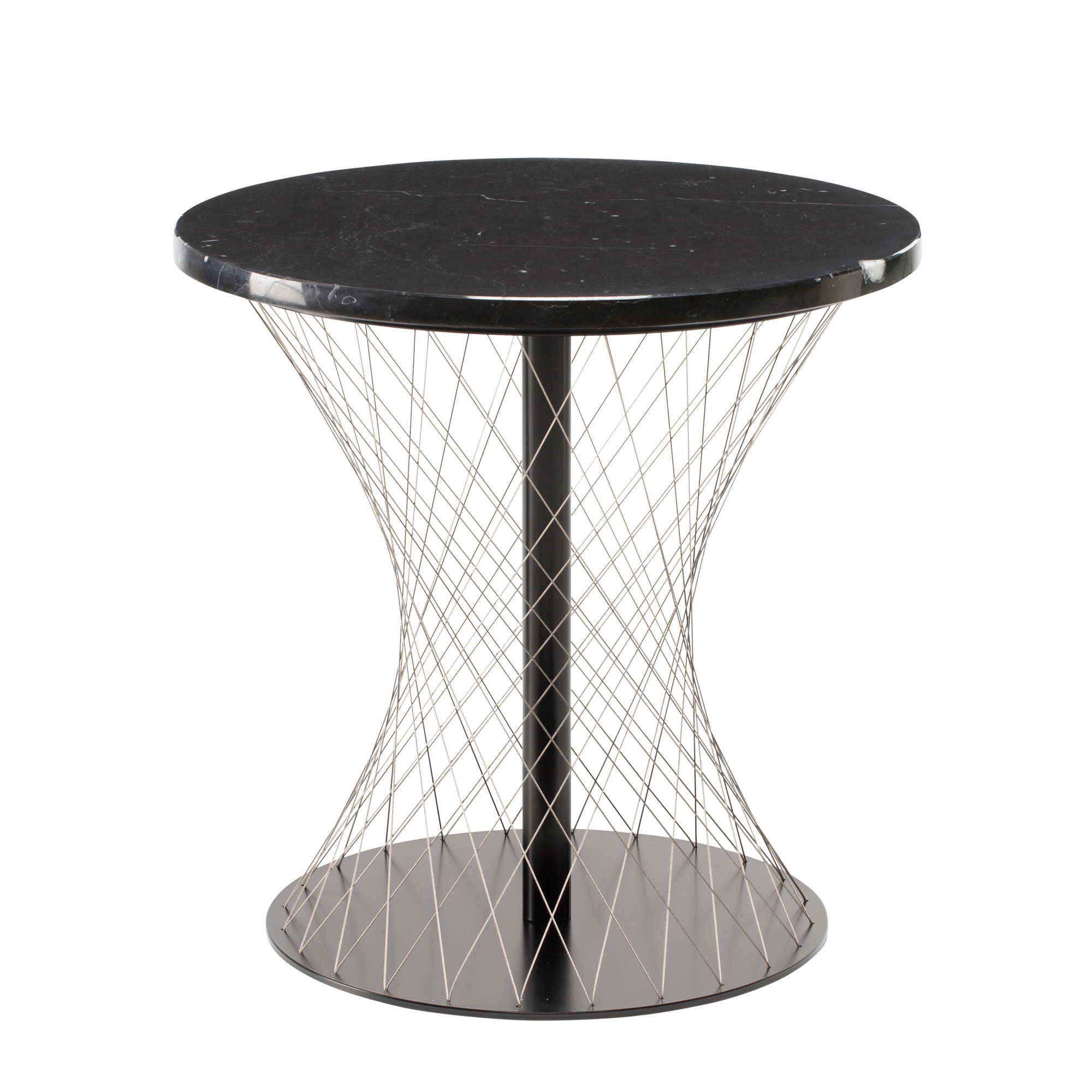 Schwarzer Network Beistelltisch Favius mit Marmorplatte und filigranem Drahtgestell für modernes Wohnen.