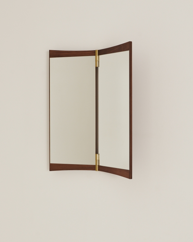 Vanity Wall Mirror 2 Wandspiegel Gubi 