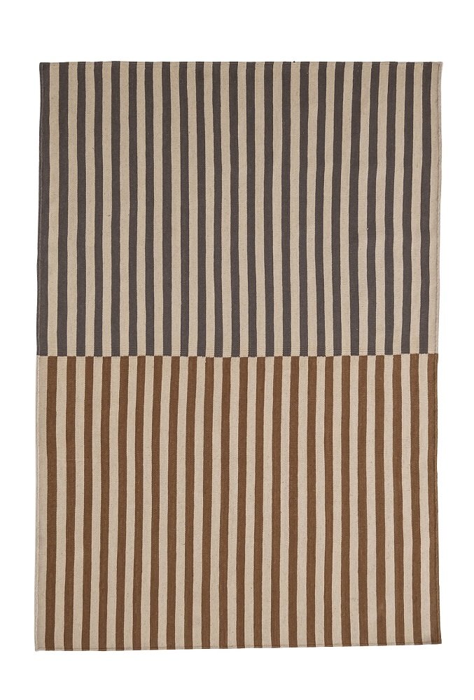 Ceras Teppich von Nanimarquina, 200x300 cm, mit braunen und beigen Streifen. Moderner Wollteppich.