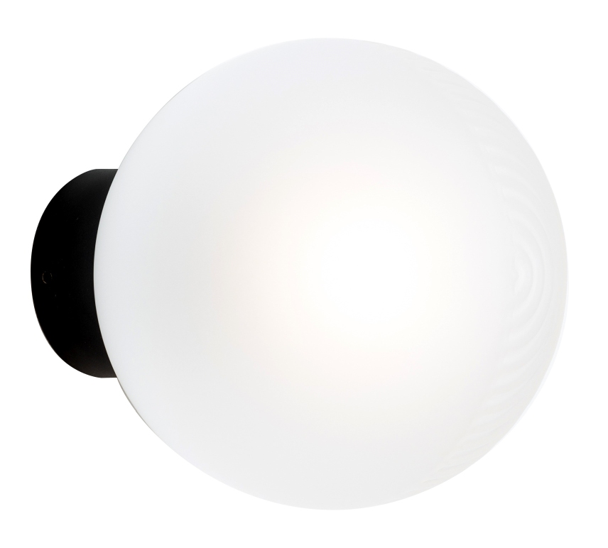 Stellar Wall One Wandleuchte von Pulpo: Runde, weiße Glasleuchte mit schwarzer Wandhalterung.