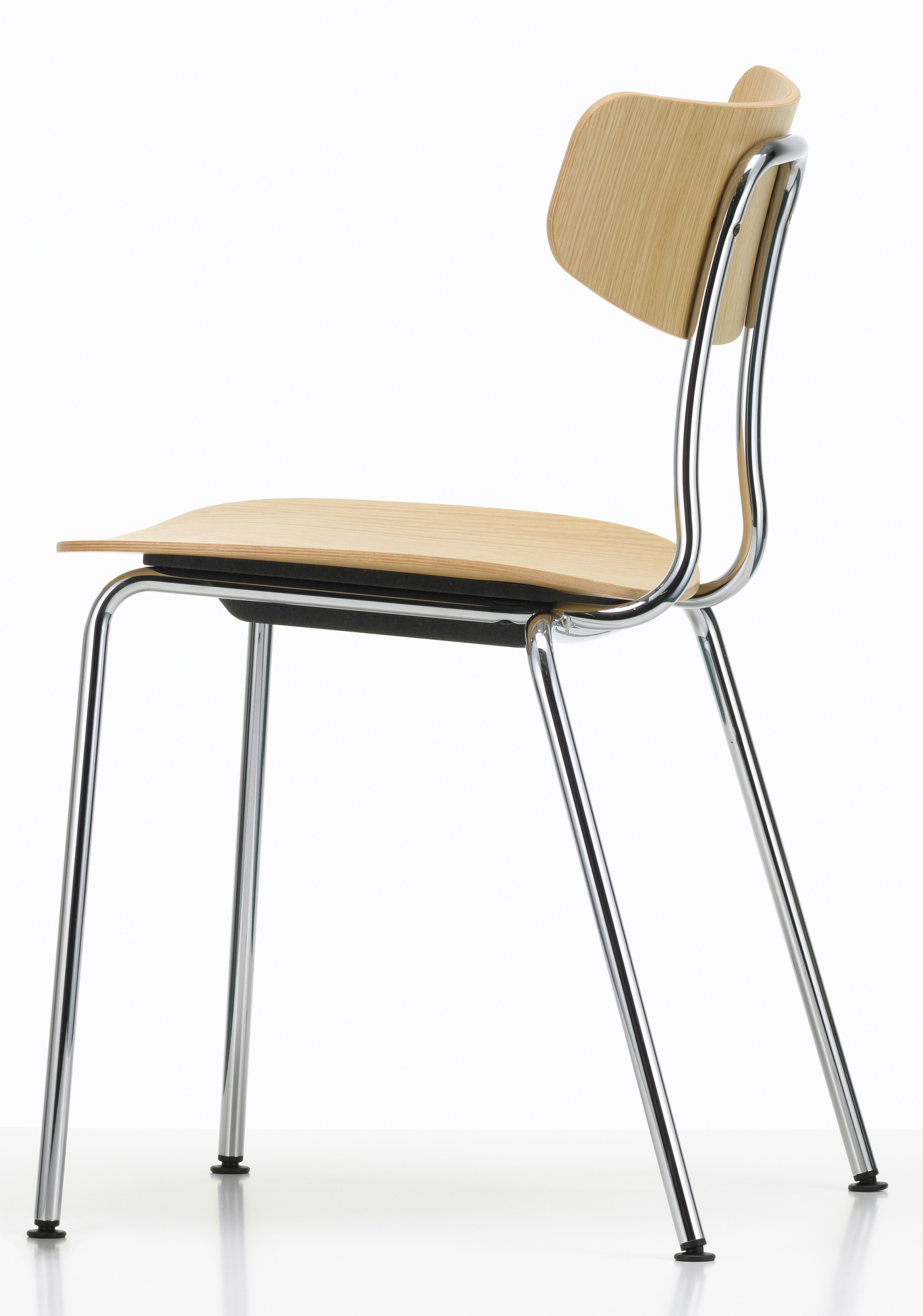 Moca Stuhl von Vitra, Ansicht von der Seite, Holz und Chrom, Designklassiker.