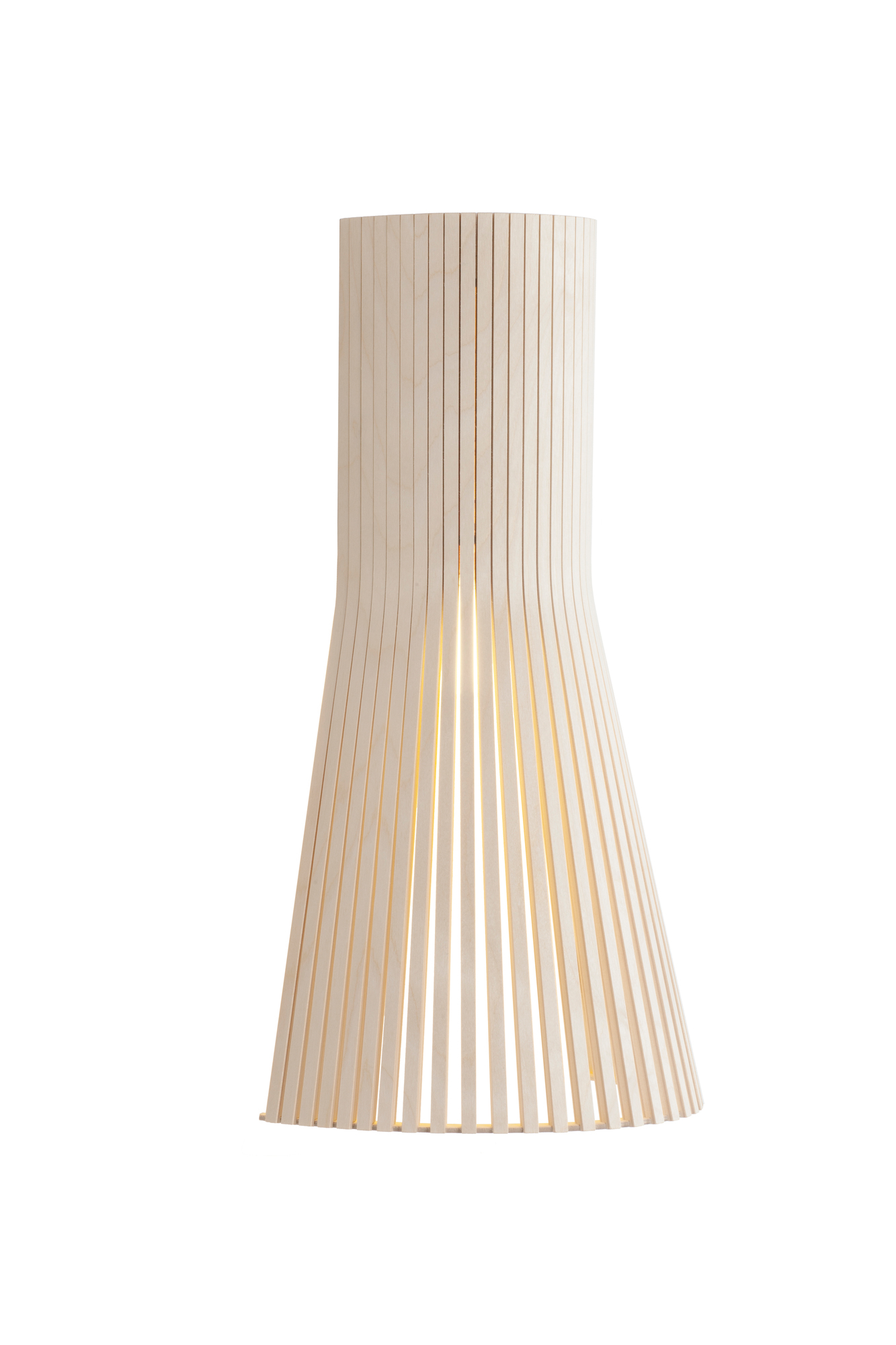 Secto Design Small 4231 Wandleuchte aus Birke, modernes Design mit Holzlamellen und warmem Licht.