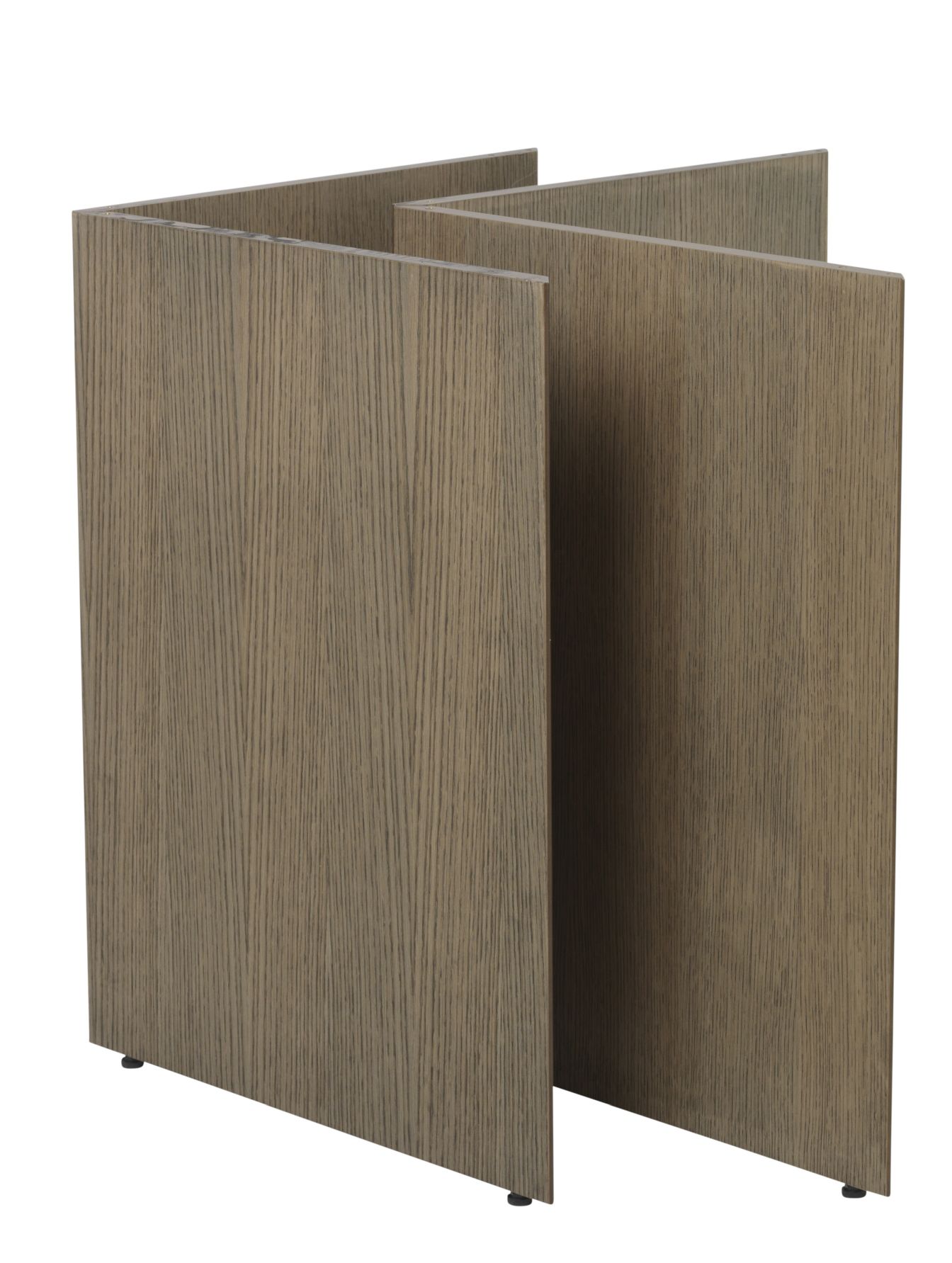 Detailansicht des Ferm Living Mingle Table Tisches, 160 cm, Eiche dunkel gebeizt. Moderner Holztisch.