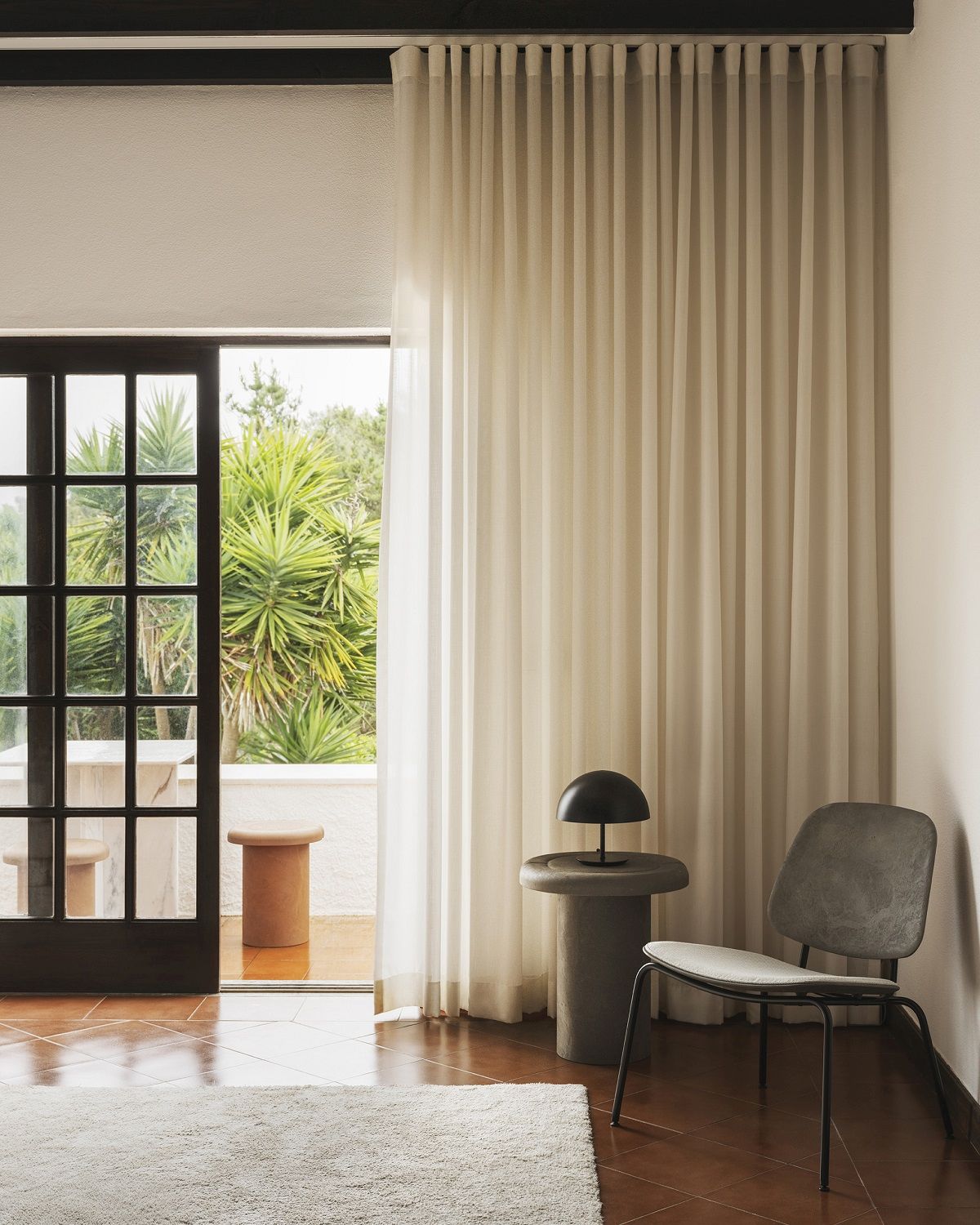 Alder Side Table Beistelltisch Indoor / Outdoor Mater